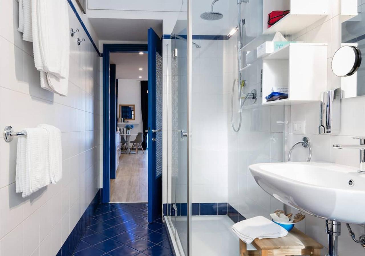 Appartamento Blu A Milano Zona Ripamonti Vicino Allo Ieo Bagian luar foto