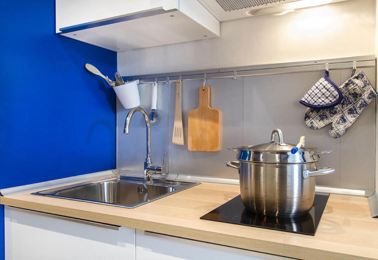 Appartamento Blu A Milano Zona Ripamonti Vicino Allo Ieo Bagian luar foto